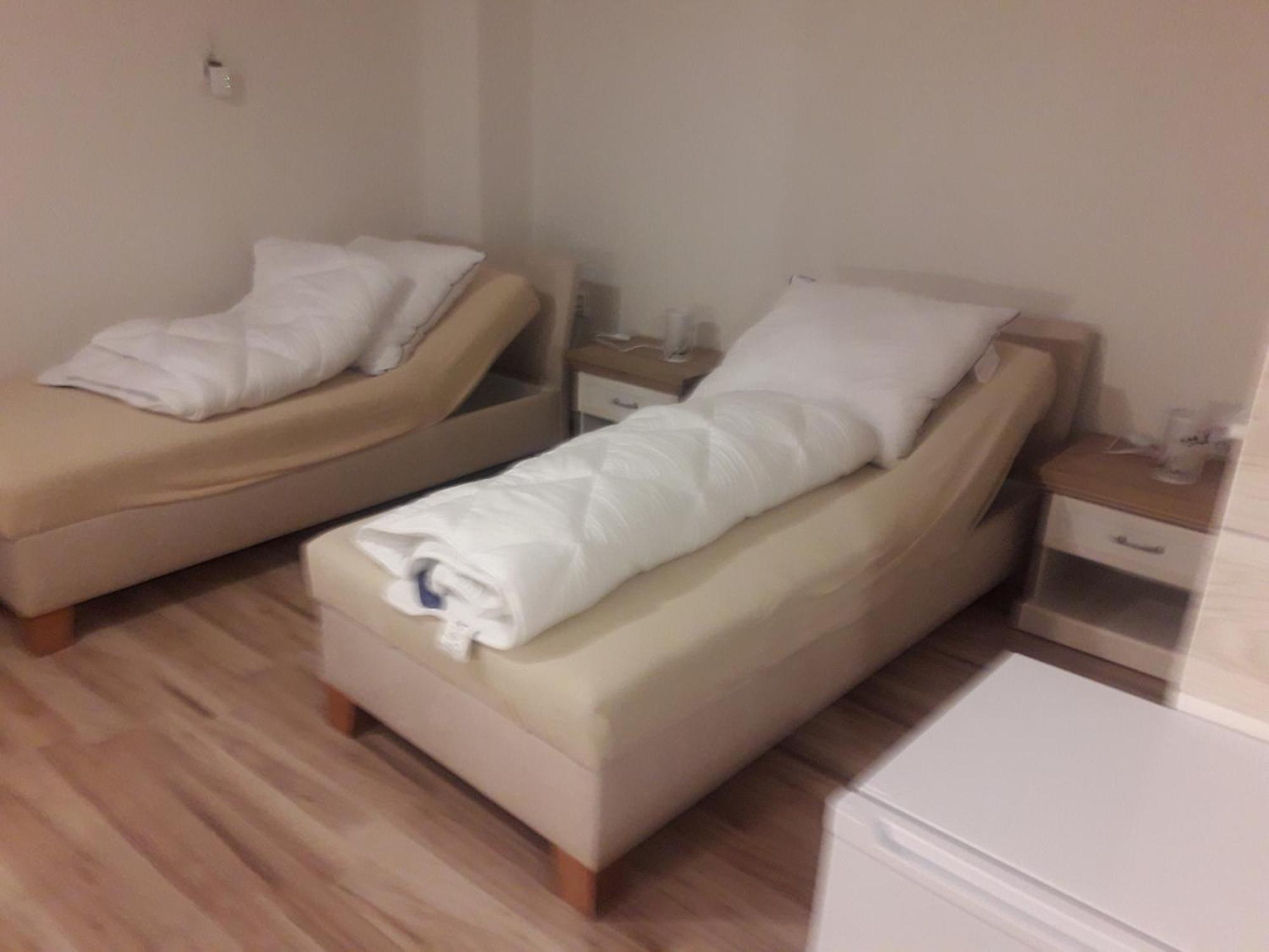 Turisticka Ubytovna Hotel Divény Kültér fotó